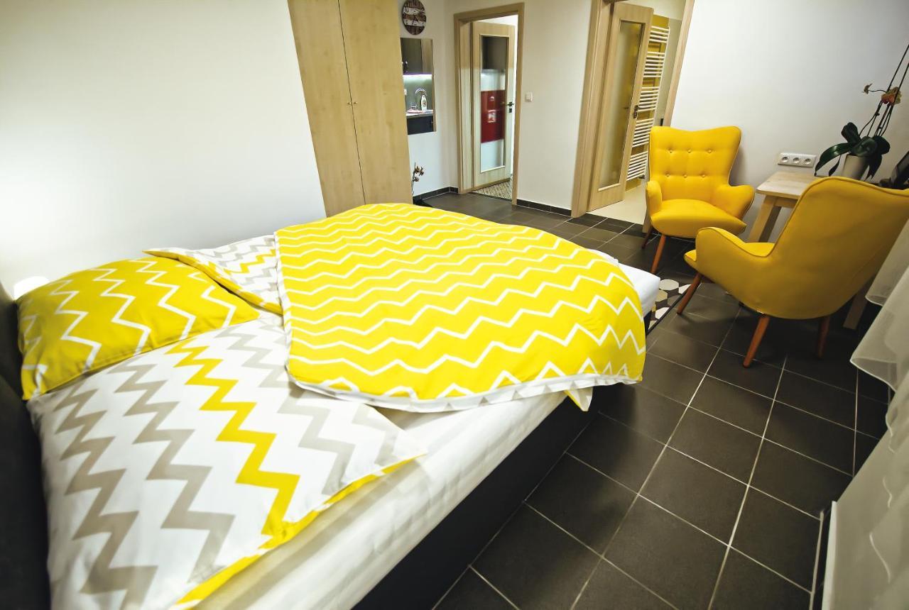 Nice Accommodation In Mikulov Exterior photo