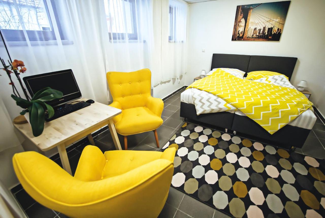 Nice Accommodation In Mikulov Exterior photo